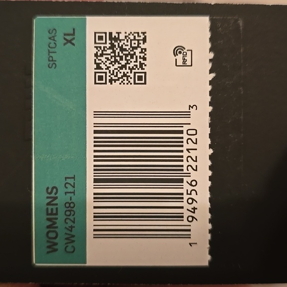 Women's Nike Sweatsuit - Picture 10 of 13